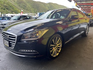 2015 Hyundai Genesis - Thumbnail