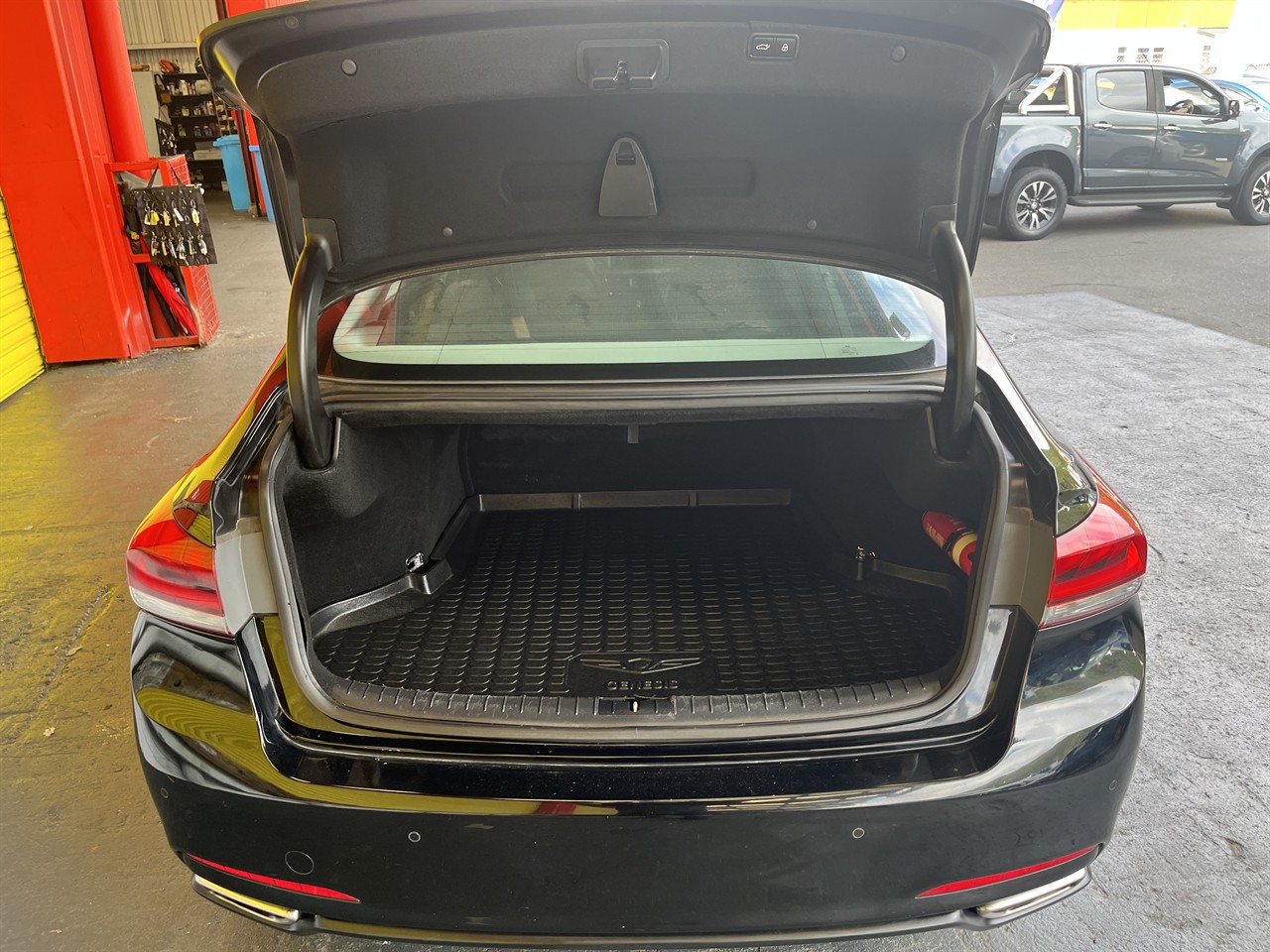 2015 Hyundai Genesis