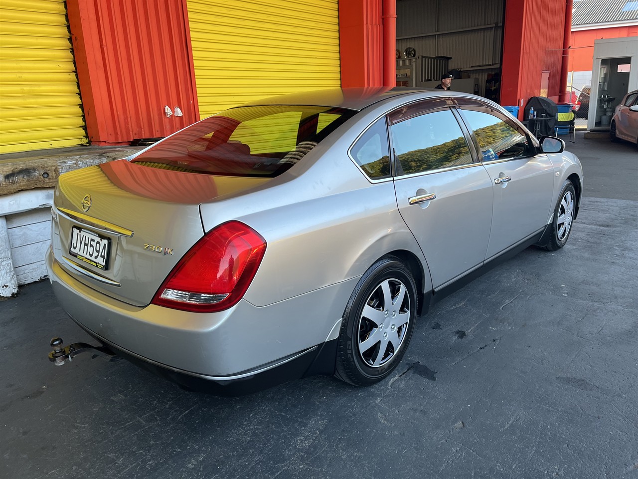 2004 Nissan Teana