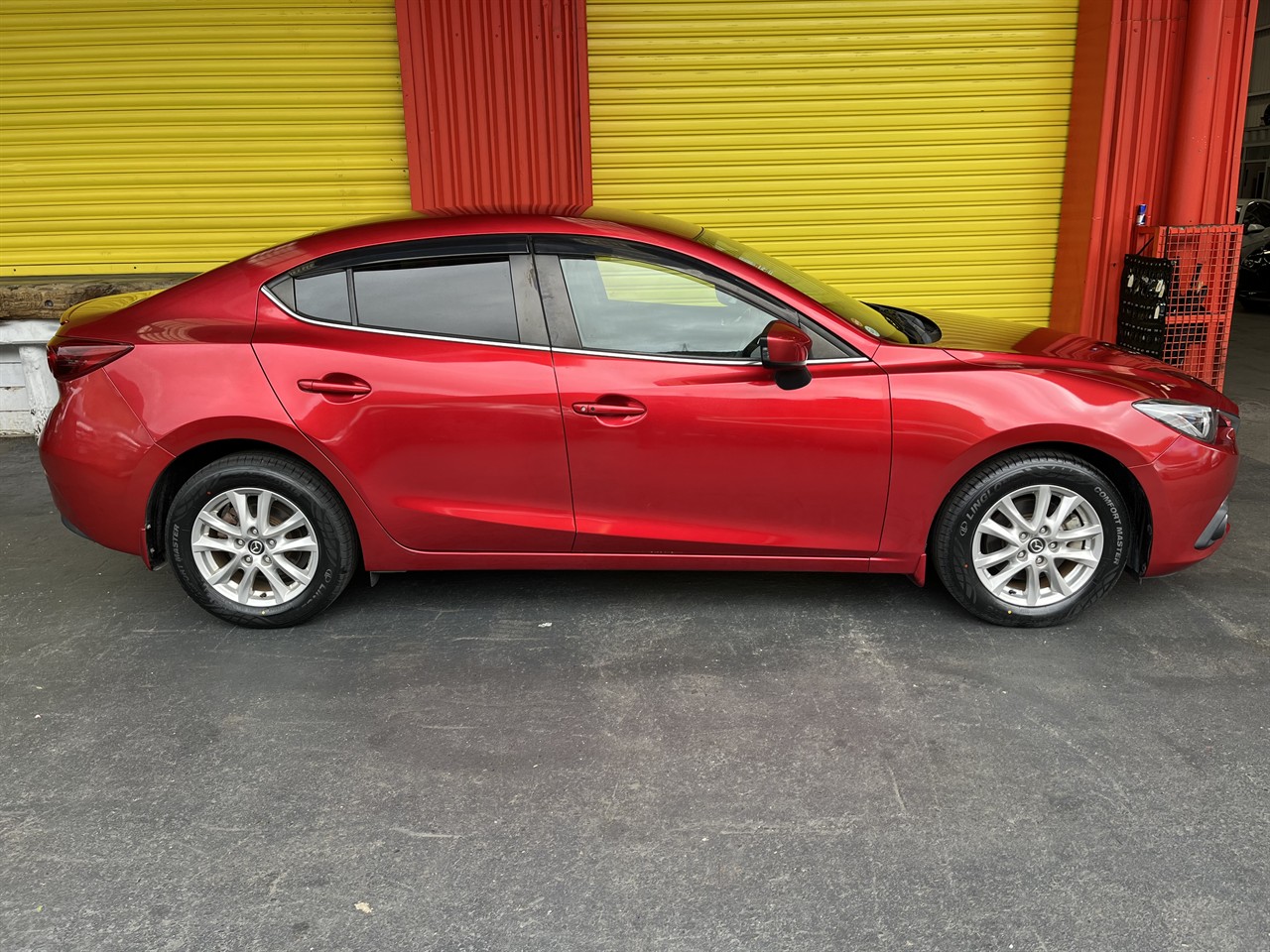 2014 Mazda Axela
