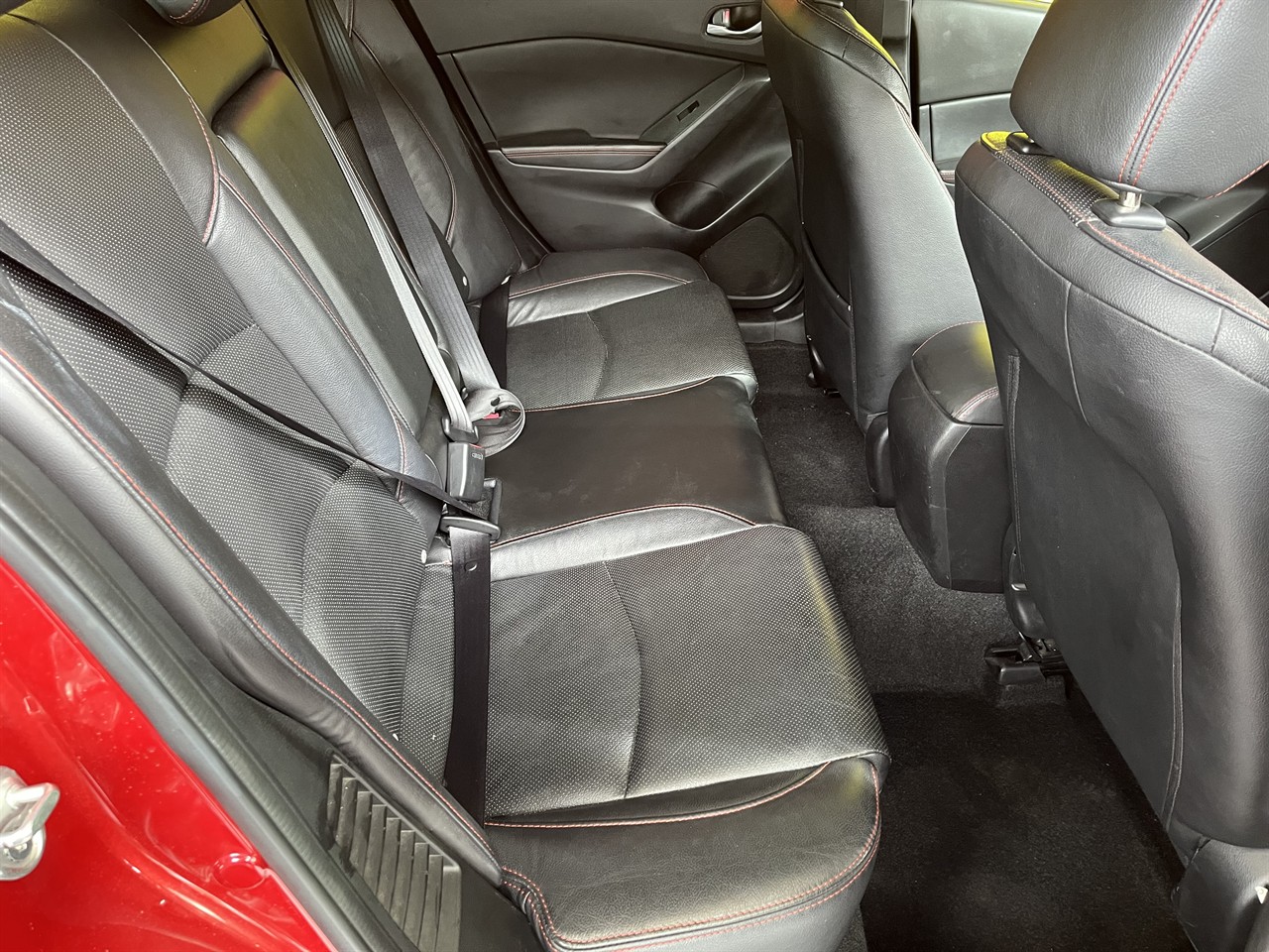 2014 Mazda Axela