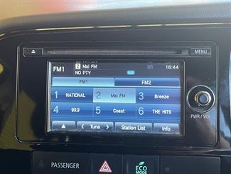 2015 Mitsubishi Outlander - Thumbnail