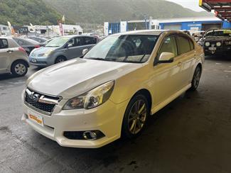 2013 Subaru Legacy - Thumbnail
