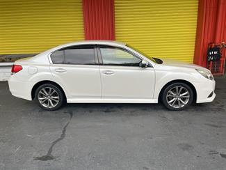2013 Subaru Legacy - Thumbnail