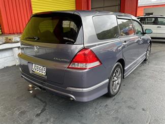 2004 Honda Odyssey - Thumbnail