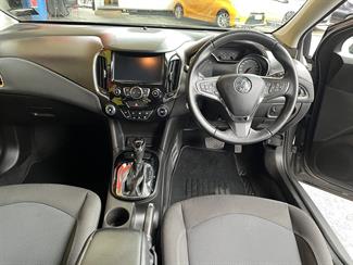 2018 Holden Astra - Thumbnail