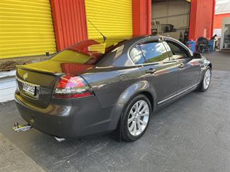 2009 Holden Commodore - Thumbnail