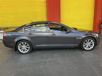 2009 Holden Commodore - Thumbnail