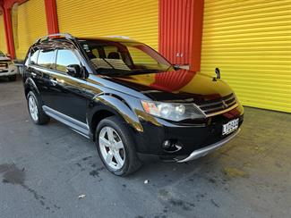 2009 Mitsubishi Outlander - Thumbnail