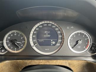 2010 Mercedes-Benz E300 - Thumbnail