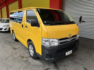 2012 Toyota Hiace - Thumbnail