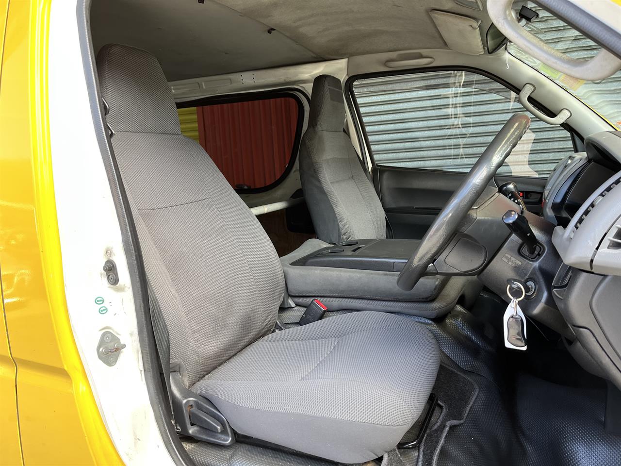 2012 Toyota Hiace