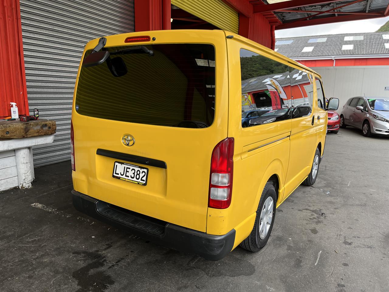 2012 Toyota Hiace