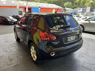 2010 Nissan Dualis - Thumbnail