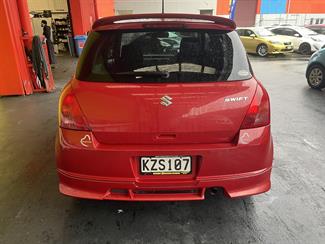 2007 Suzuki Swift - Thumbnail