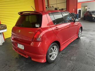 2007 Suzuki Swift - Thumbnail