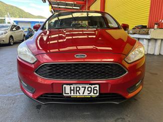 2017 Ford Focus - Thumbnail