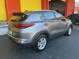 2017 Kia Sportage - Thumbnail
