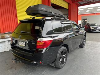 2010 Toyota HIGHLANDER - Thumbnail