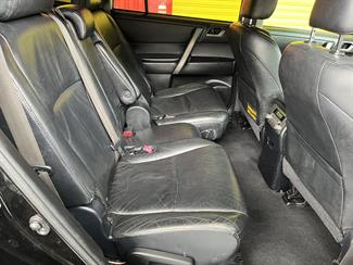 2010 Toyota HIGHLANDER - Thumbnail