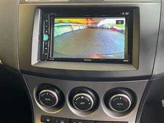 2010 Mazda Axela - Thumbnail