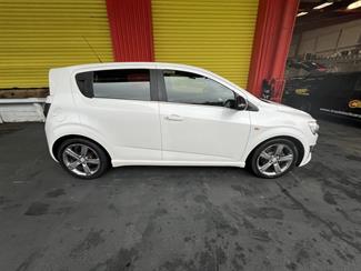 2015 Holden Barina - Thumbnail
