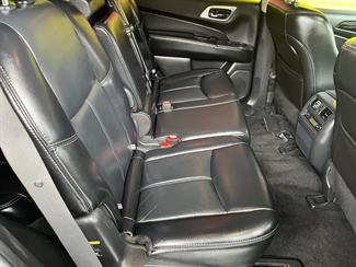 2015 Nissan pathfinder - Thumbnail