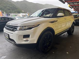 2014 Land Rover Range Rover - Thumbnail