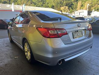 2015 Subaru Legacy - Thumbnail