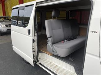 2007 Toyota Hiace - Thumbnail