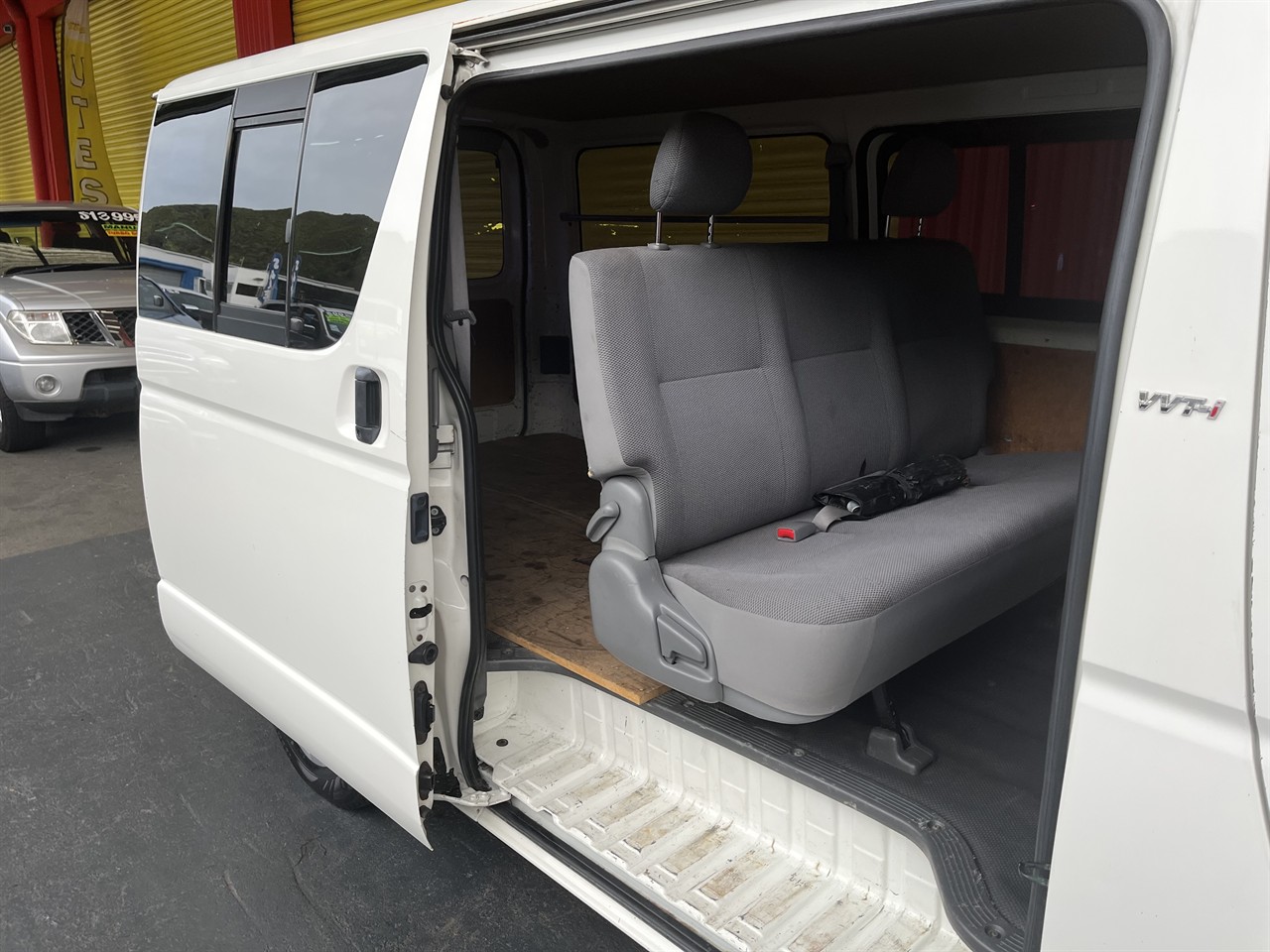 2007 Toyota Hiace