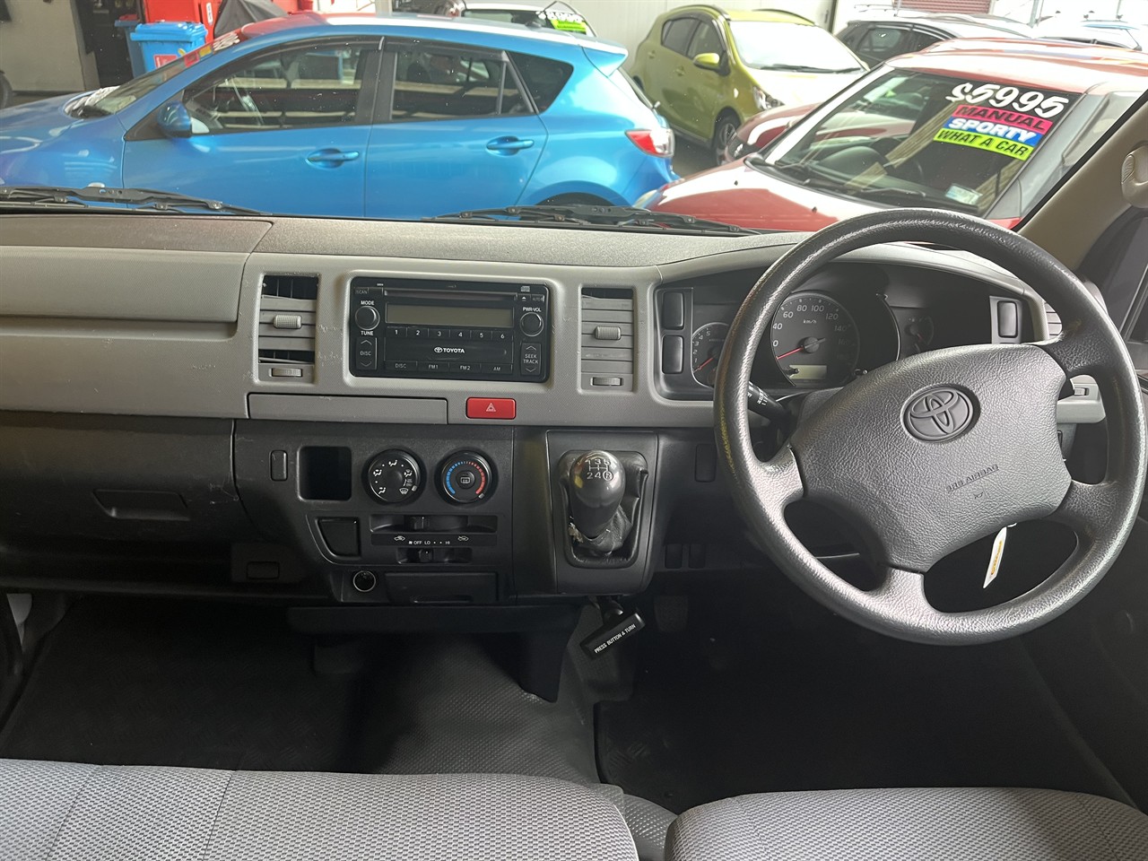 2007 Toyota Hiace