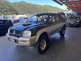 2006 Mitsubishi Triton - Thumbnail