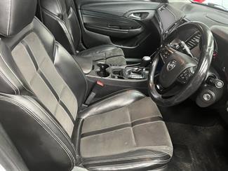 2014 Holden Commodore - Thumbnail