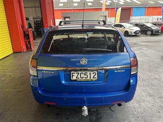 2011 Holden Commodore - Thumbnail