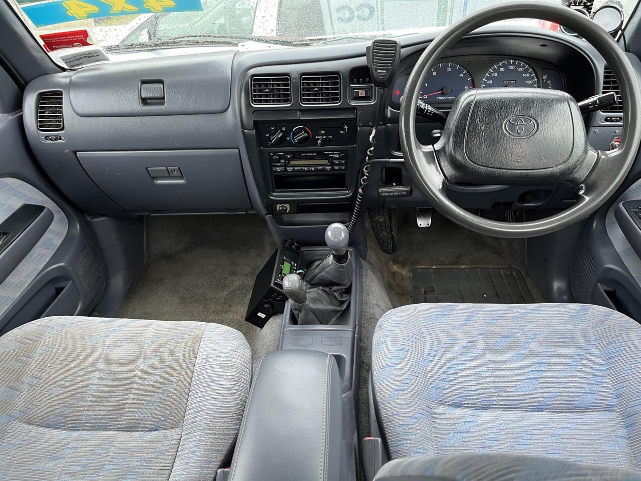 1999 Toyota Hilux