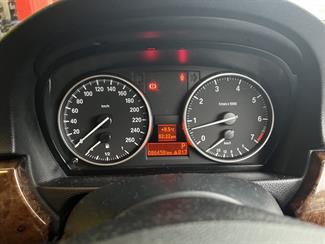 2008 BMW 320i - Thumbnail