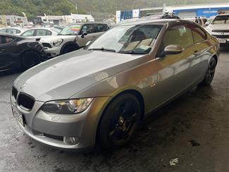 2008 BMW 320i - Thumbnail