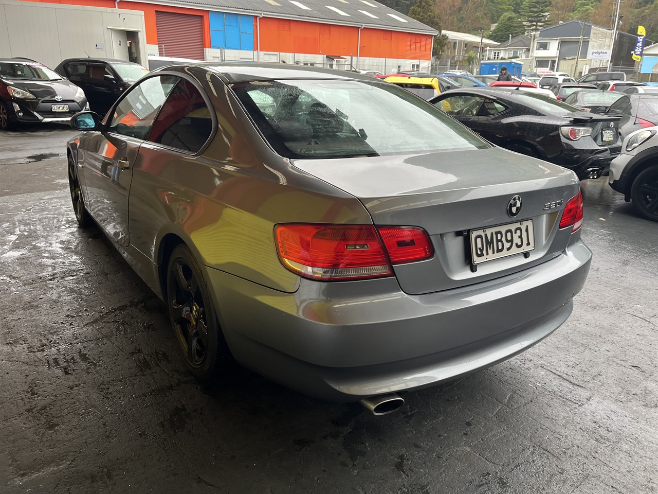 2008 BMW 320i