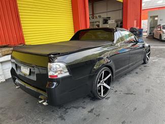 2012 Holden Commodore - Thumbnail