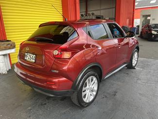 2010 Nissan JUKE - Thumbnail