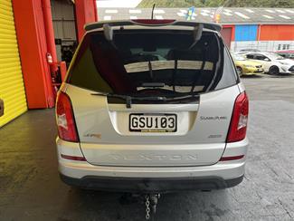 2013 Ssangyong rexton - Thumbnail