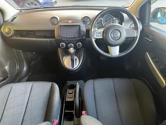 2011 Mazda Demio - Thumbnail