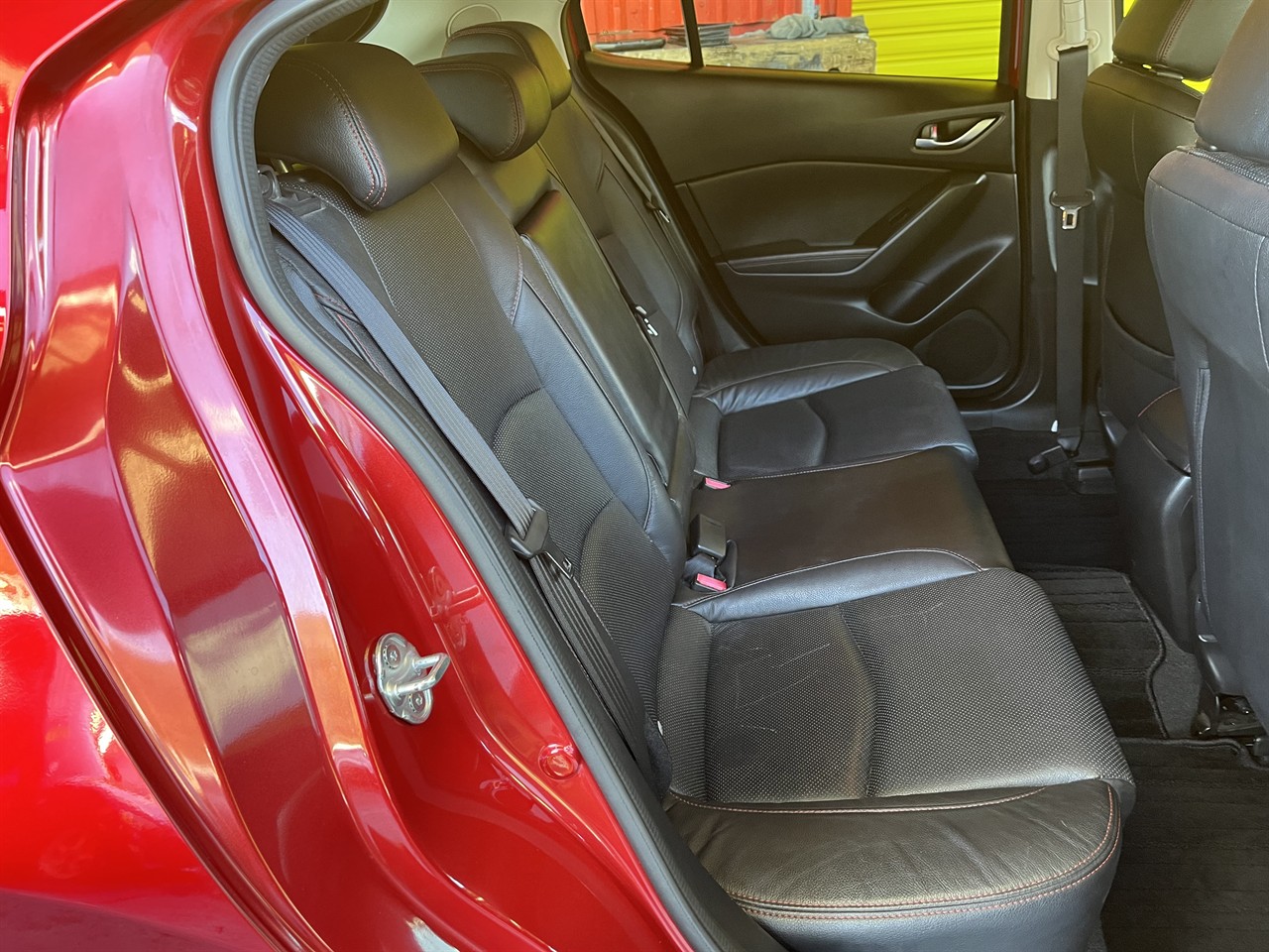 2014 Mazda Axela
