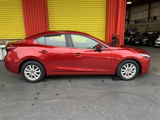 2016 Mazda Axela - Thumbnail