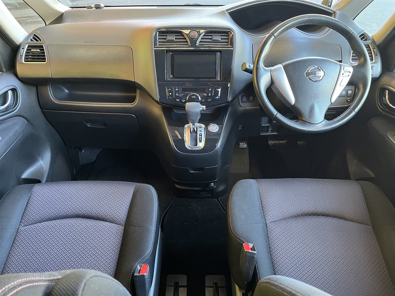 2013 Nissan Serena
