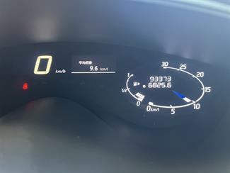2013 Nissan Serena - Thumbnail