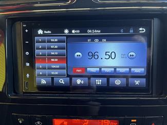 2013 Nissan Serena - Thumbnail