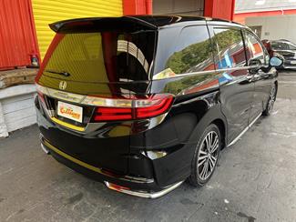 2014 Honda Odyssey - Thumbnail