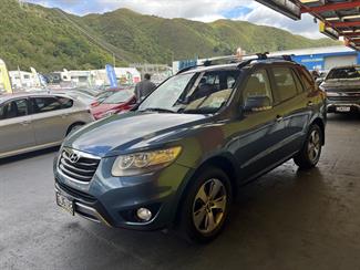 2012 Hyundai Santa Fe - Thumbnail